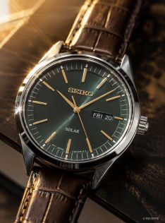 SNE529P1 Seiko Solar Sapphire SNE529P1