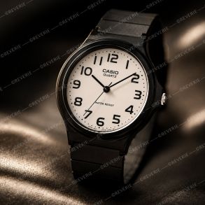 MQ-24-7B2LEG Casio Mini Classic Black White 34mm
