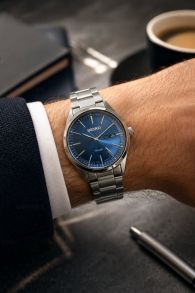 SNE525P1 Seiko Solar Sapphire SNE525P1