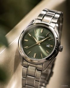 SUR533P1 Seiko Ladies Classic Sapphire Green 29mm