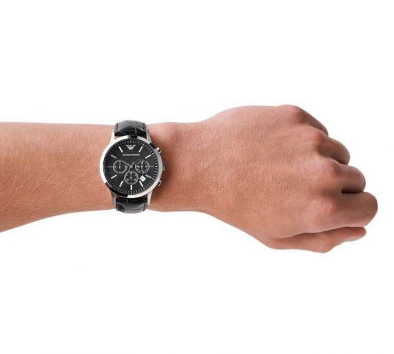 Klassisk herreur med læderrem fra Armani - Emporio Armani AR2447