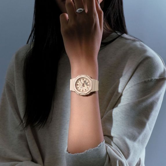 Casio G-Shock GMA-P2110-4AER