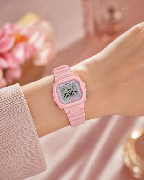 Casio Classic LA-20WH-4A1EF